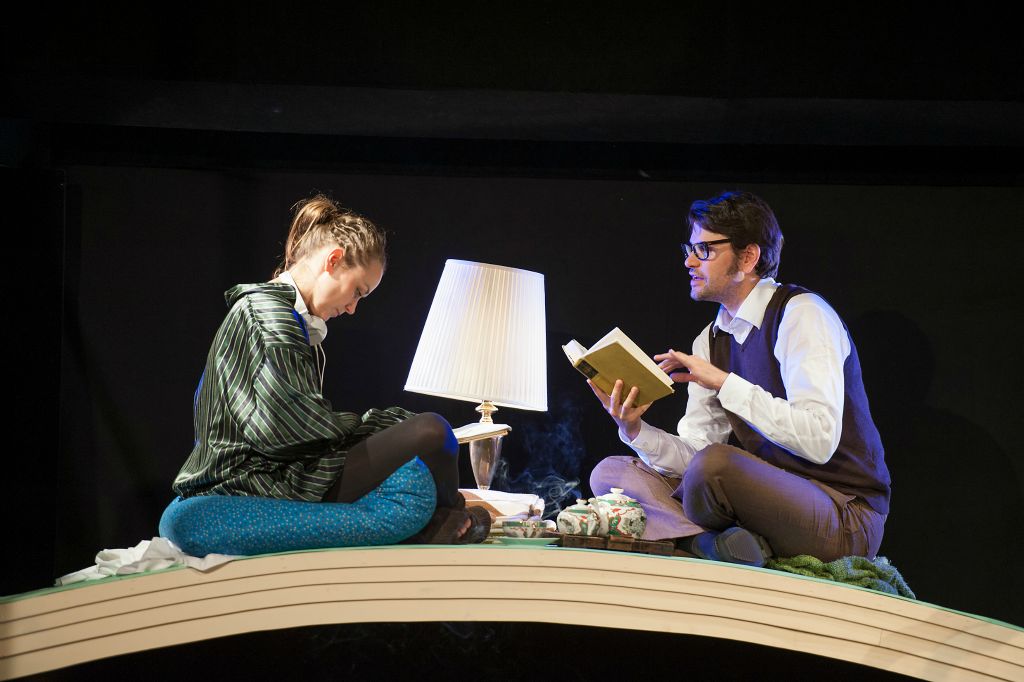A. Galvada - Regie: A. Grossgasteiger - Salzburger Landestheater, Buehne 24 im Marionettentheater